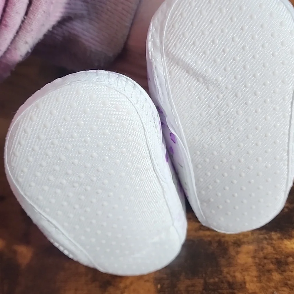 Floral Heart Baby Shoes - Purple and White Size 12 Shoes Soft